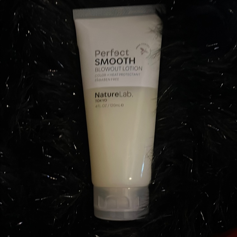 NatureLab Tokyo Perfect Smooth Blowout Lotion